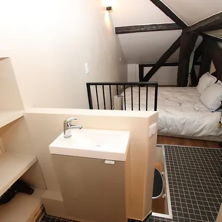Orsay Apartament *